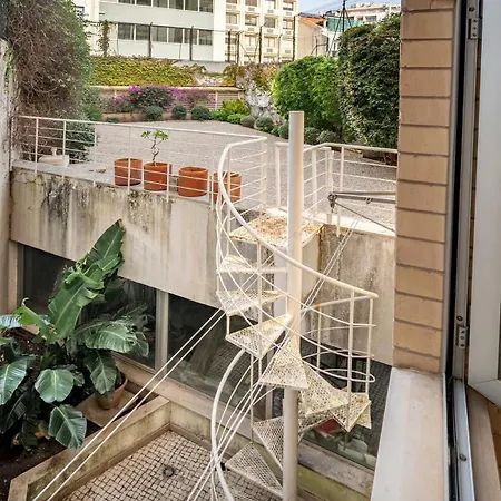 Lejlighed Jacaranda, Your Stylish Retreat In