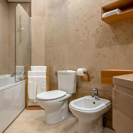 Jacaranda, Your Stylish Retreat In * 리스본