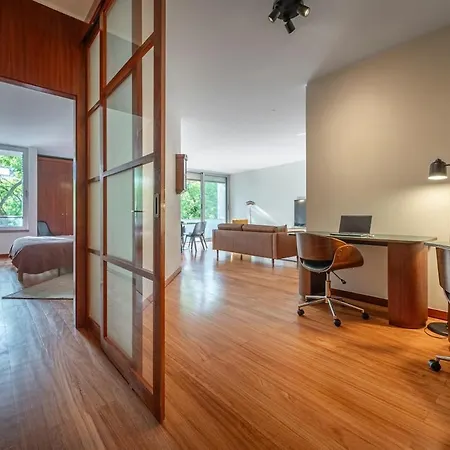 Jacaranda, Your Stylish Retreat In 리스본