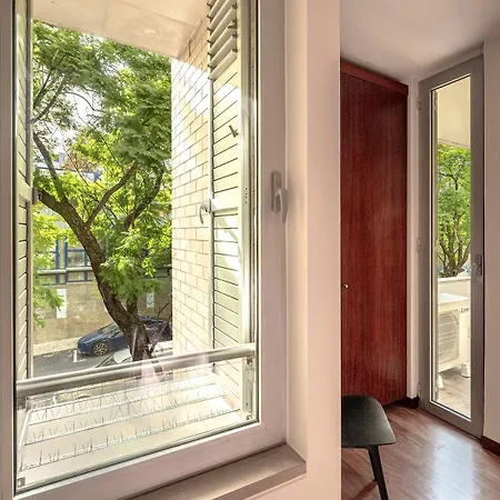 Jacaranda, Your Stylish Retreat In 아파트 *