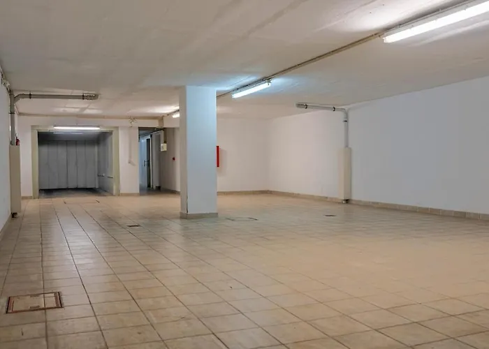 شقة Jacaranda, Your Stylish Retreat In *