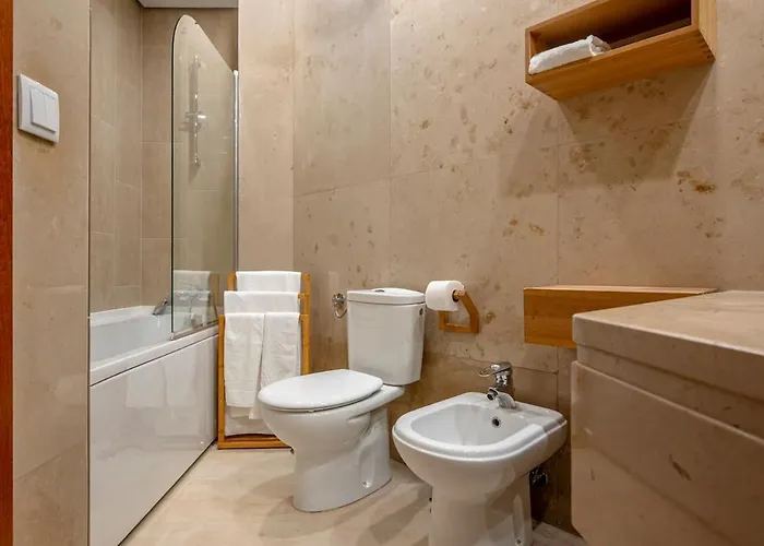 Jacaranda, Your Stylish Retreat In * Lisboa