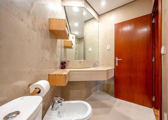 شقة Jacaranda, Your Stylish Retreat In