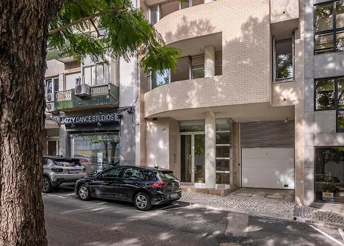 Jacaranda, Your Stylish Retreat In شقة Lisboa