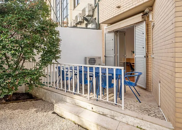 شقة Jacaranda, Your Stylish Retreat In