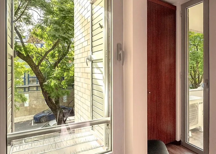 Jacaranda, Your Stylish Retreat In شقة *