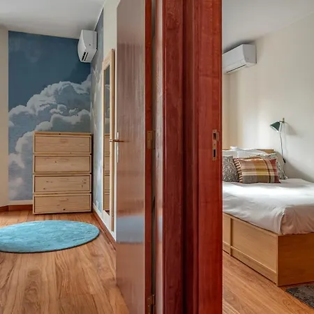 Apartman Jacaranda, Your Stylish Retreat In Lisboa